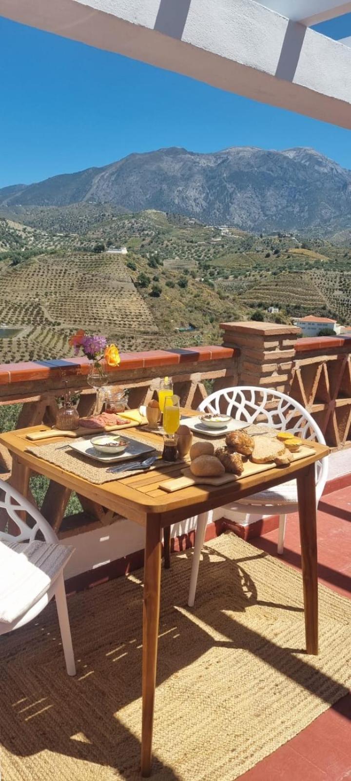 La Vista Vinuela Panzió Kültér fotó